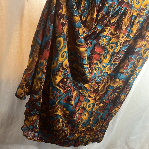 Beautiful Deep Hues Maxi Dress - Picture 5 of 6